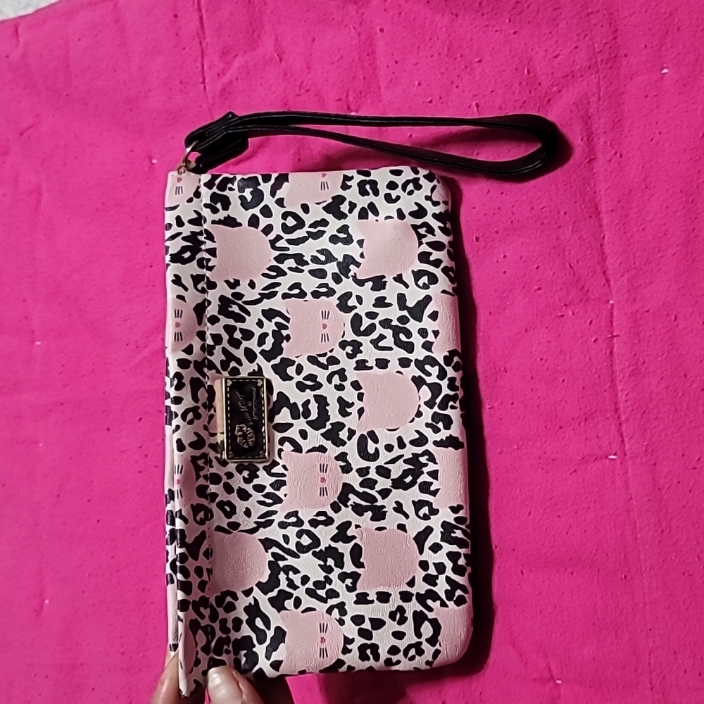 Betsey Johnson clutch wallet